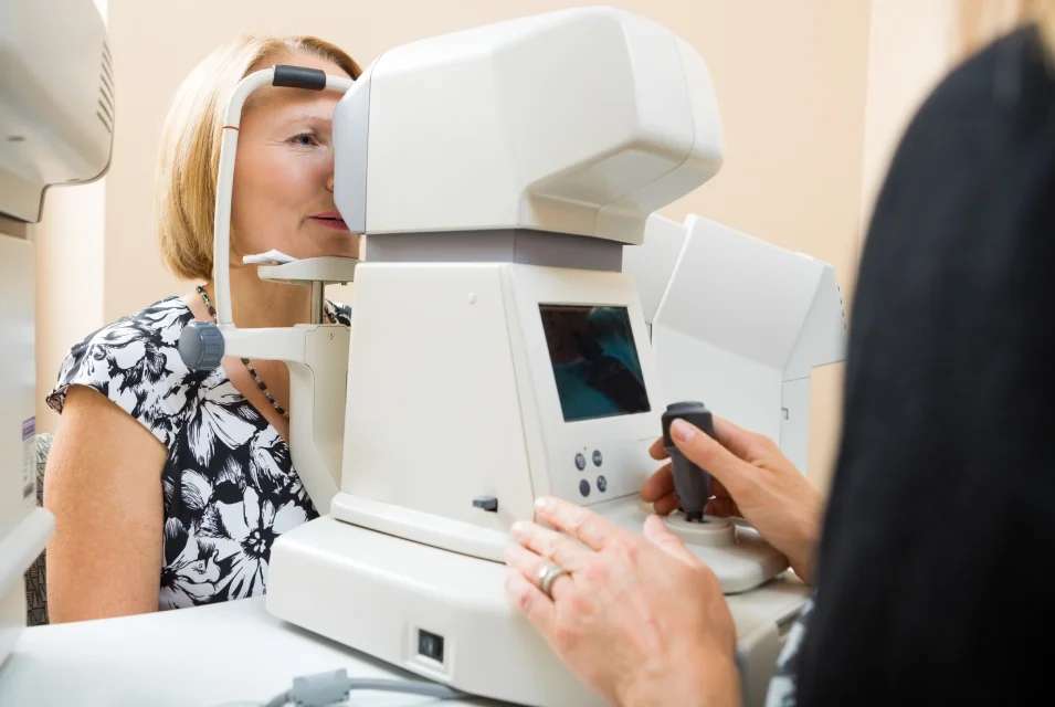 testing for eye pressure